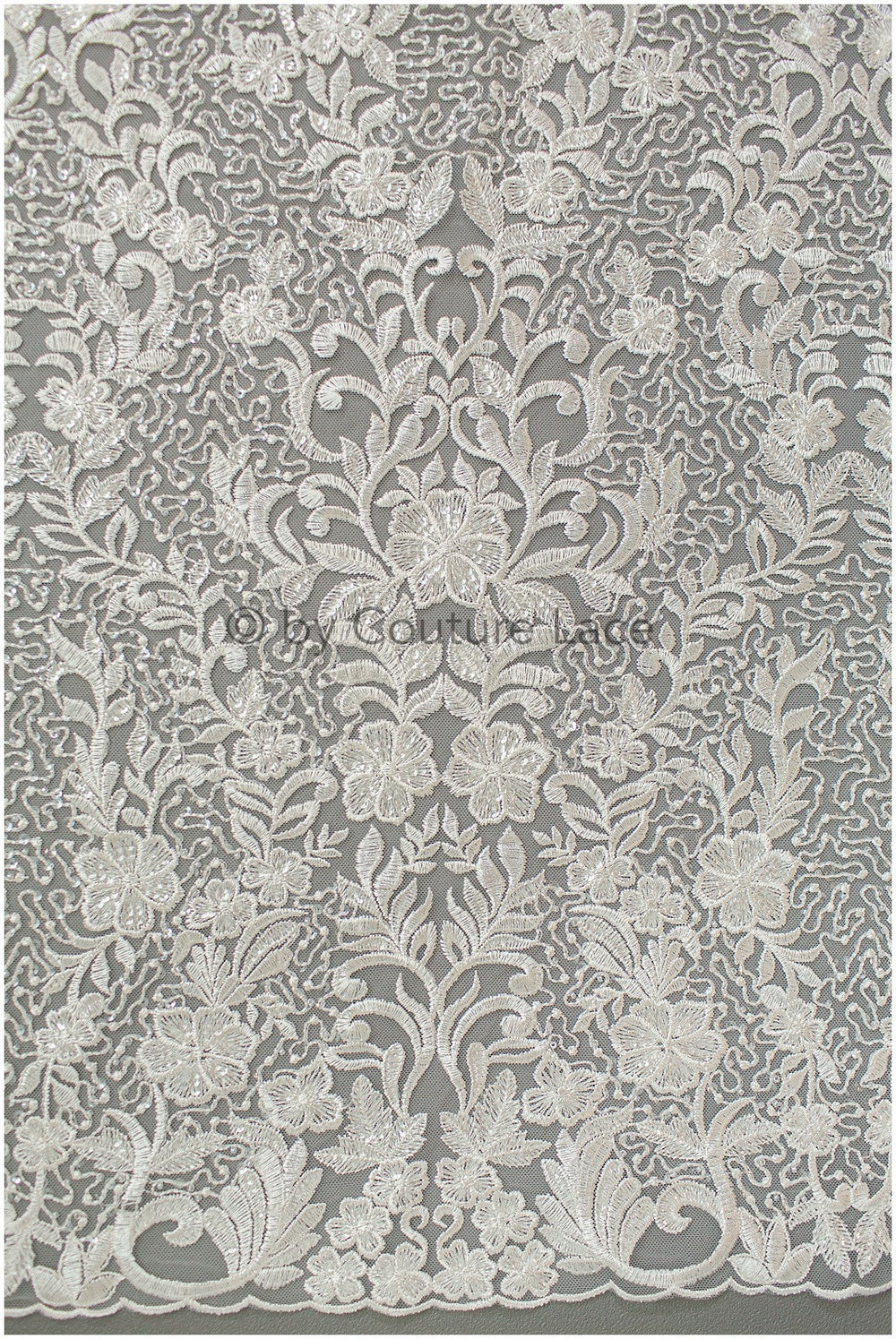 schwerer bestickter Spitzenstoff mit Perlen/ Hochzeitsspitze/ Paillettenspitze/ Brautspitze/ Couture Lace - Alencon Lace Stoff// L17-012