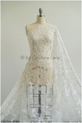 Schwerer Perlen Spitzenstoff/ Brautspitze Off-White/ Hochzeitskleid Spitze mit Perlen/ Perlenblüten Stoff/ glänzende Spitze// L19-283