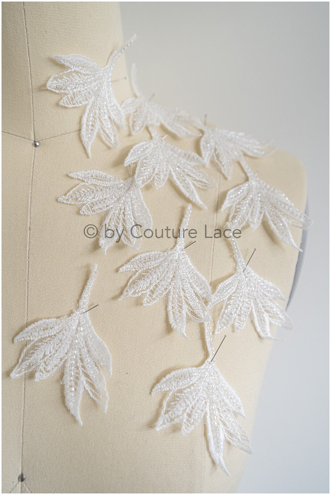 10pcs. 3D flowers with pearls/ lace applique/ wedding dress lace applique// A19-104/3