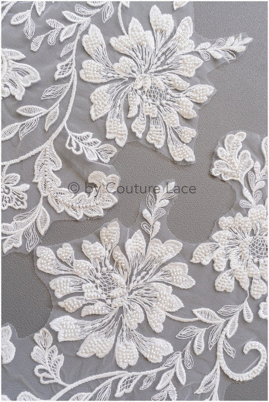 Perlen SpitzenBlume Aufnäher, Blumen Applikation, SpitzenBlume Patch, Spitzen Applikation, Hochzeitskleid Spitzen Applikation, Braut Blumen Aufnäher// A19-185