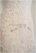 Lace trim off-white/ wedding lace trim/ embroidered lace trim/ elegant bridal lace trim/ lace embroidery// T19-081