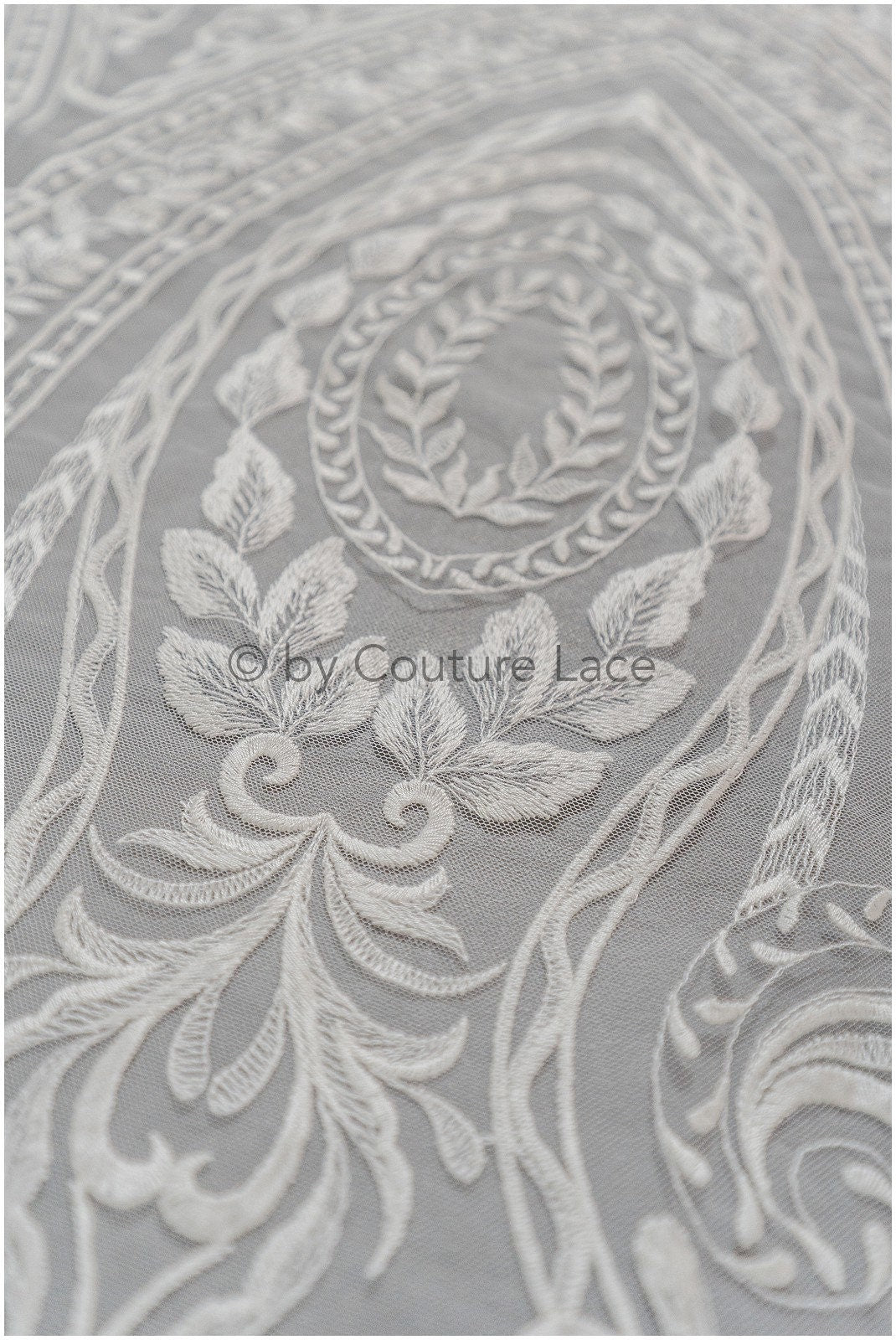 Orientalischer Spitzenstoff Off-White/ Hochzeitsspitze/ Braut Spitze/ Couture Spitze/ Brautkleid Hochzeitskleid Stoff// L21-050RY