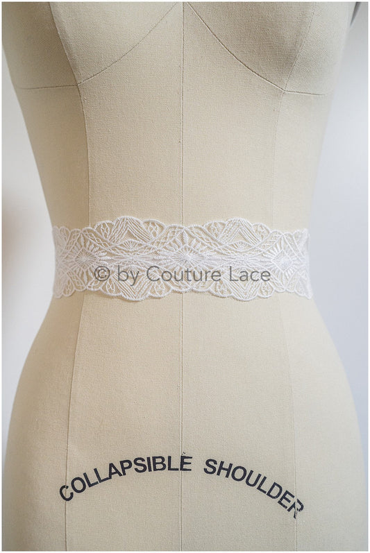 Bridal lace trim off-white/ lace trim for wedding dress/ bridal lace belt/ elegant bridal lace trim/ bridal veil// T20-085 
