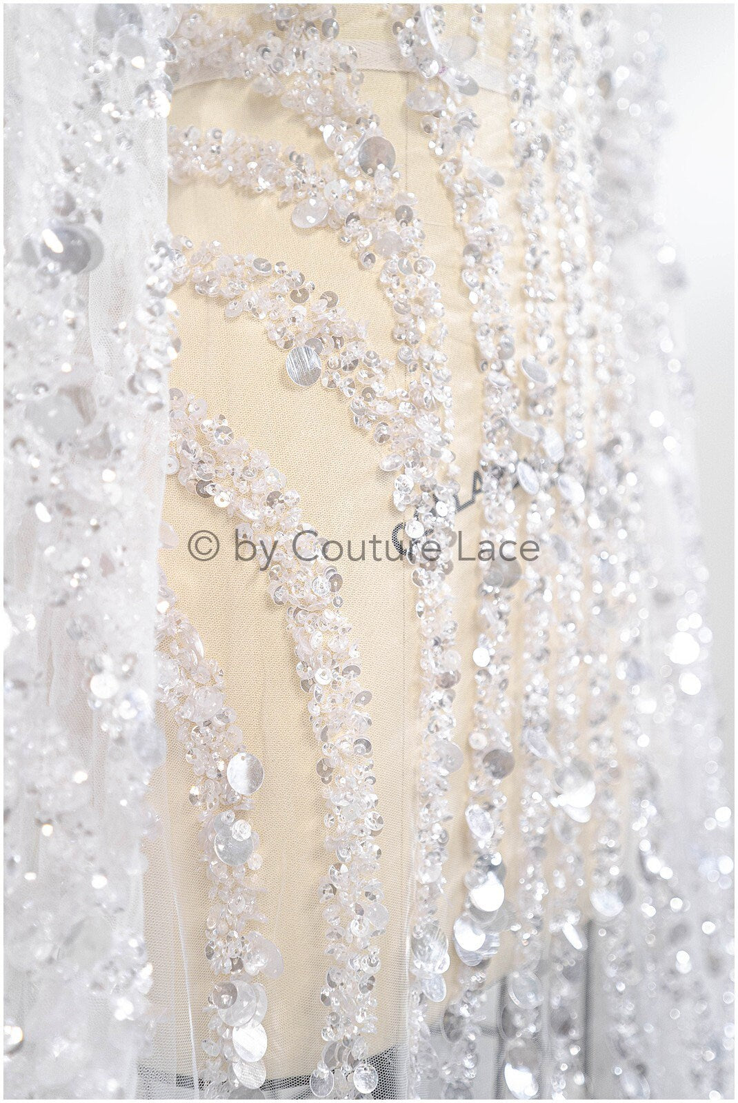 Perlen Braut Spitze Off-White/ Couture Spitzenstoff/ schwere Brautspitze/ Perlen Spitze// L20-354