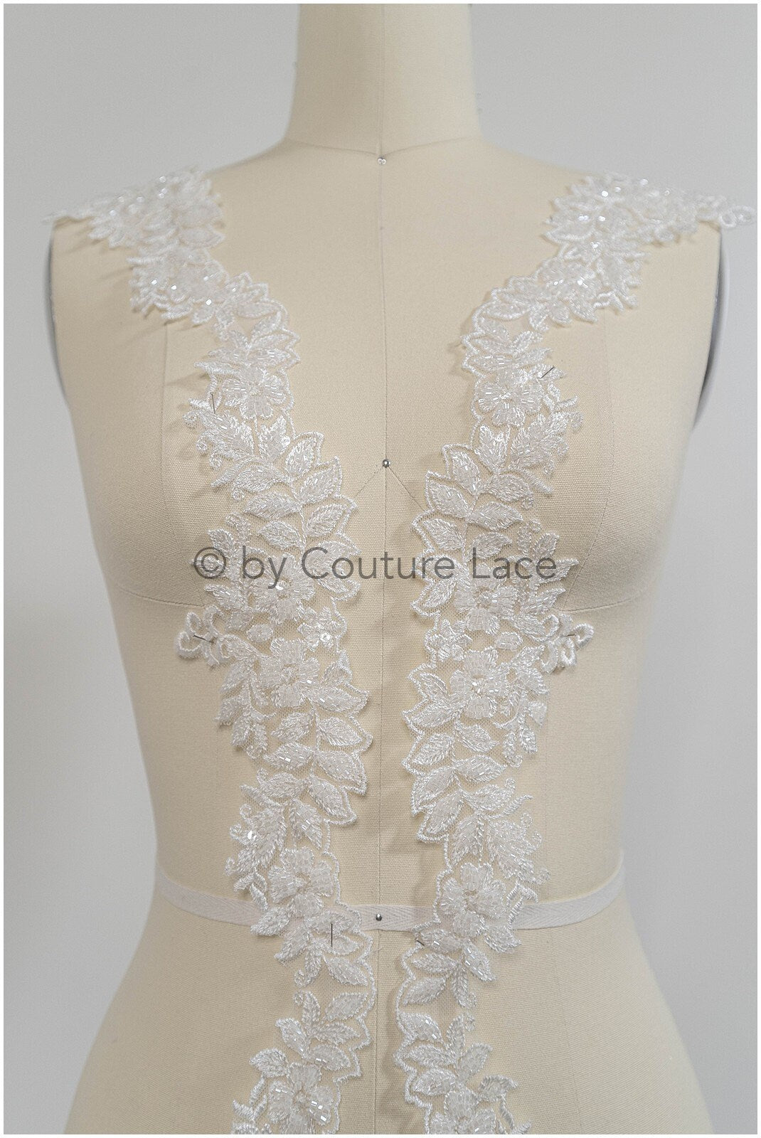 Spitzen Borte mit Perlen/ perlenbestickte Spitzenborte/ Glitzer Strass Borte/ Braut Spitzenbesatz// T20-087