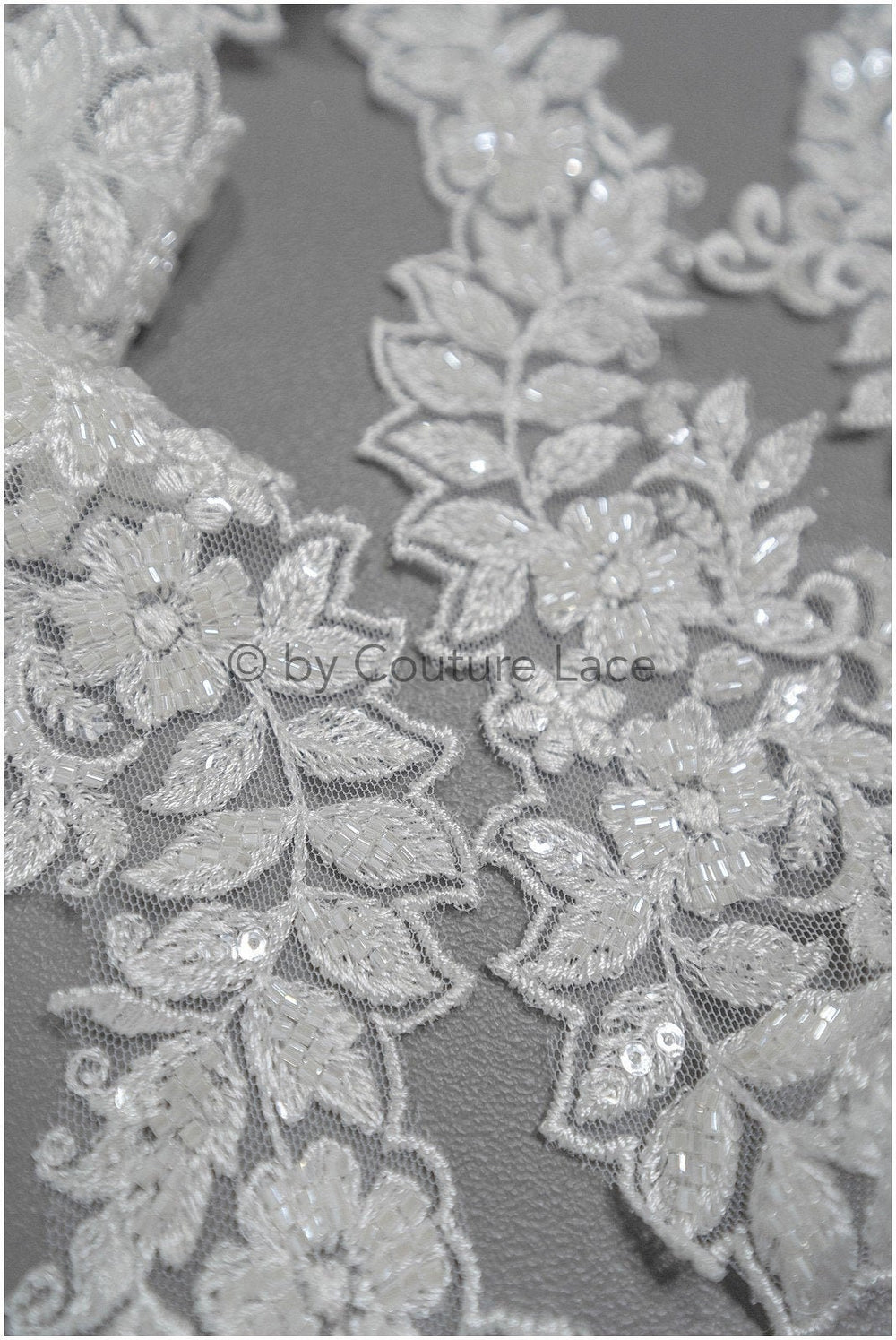 Spitzen Borte mit Perlen/ perlenbestickte Spitzenborte/ Glitzer Strass Borte/ Braut Spitzenbesatz// T20-087