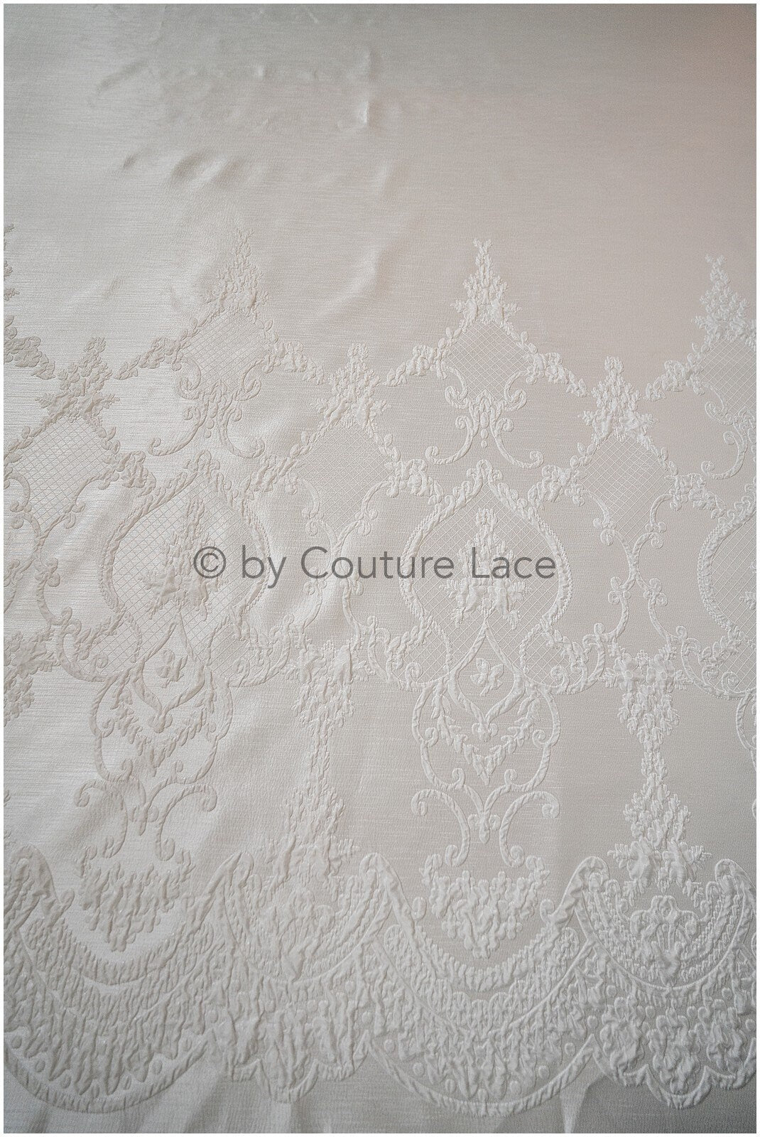 Brokat Stoff/ weißer leichter Brokatstoff/ Brautjaquard/ Brokatstoff/ verschnörgelte Brautbrokat// R-038