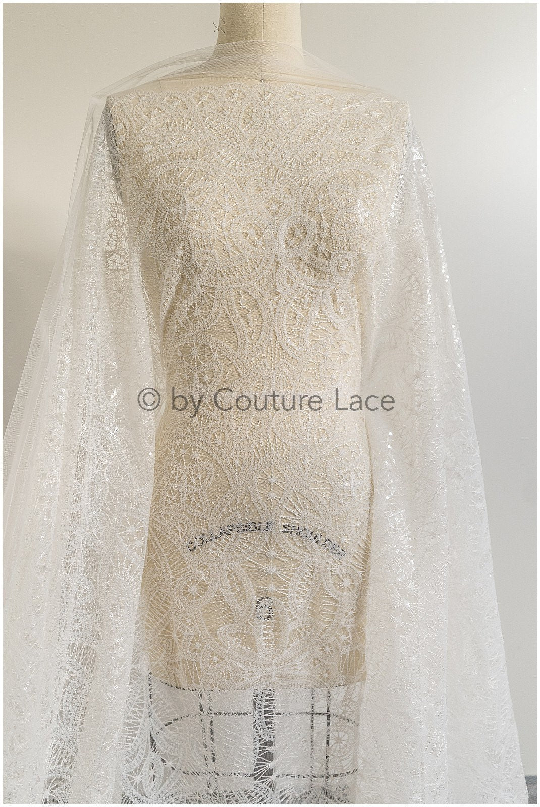 Ornament Braut Spitze Off-White/ Braut Spitzenstoff/ Boho Braut Spitze/ geometrische Hochzeit Spitze/ Couture Spitze// L17-116S