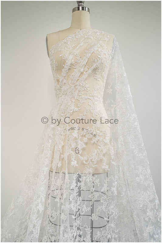 Tela de encaje nupcial romántica blanco roto / Encaje de novia / Tela de encaje floral / L20-007NR