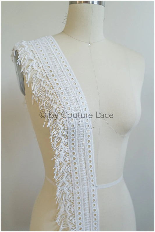 Fringed lace trim with boho pattern/ Off-white boho lace trim/ Guipure lace trim// T20-103