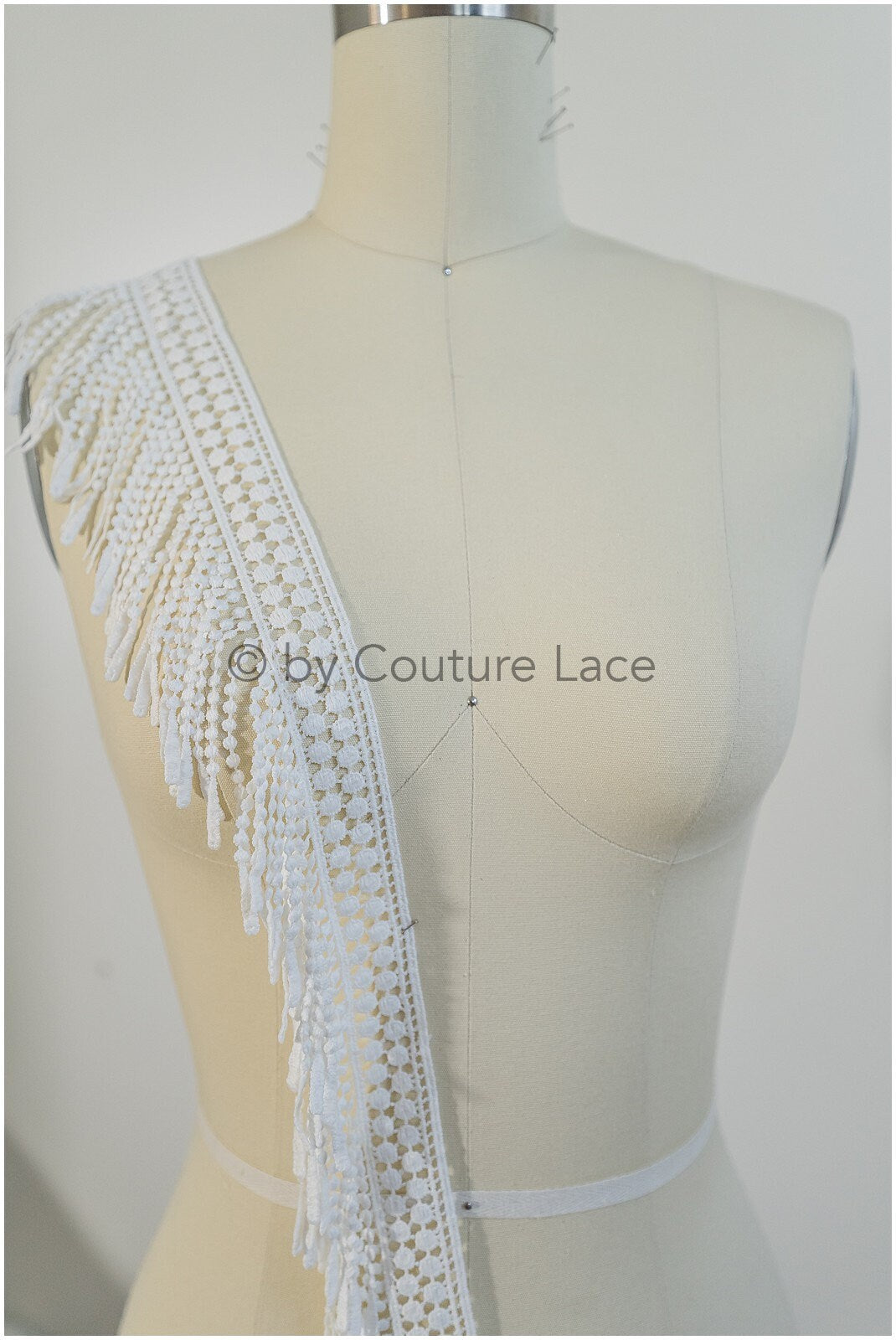 Boho fringe lace trim off-white/ Bridal boho lace/ Guipure lace trim// T20-106