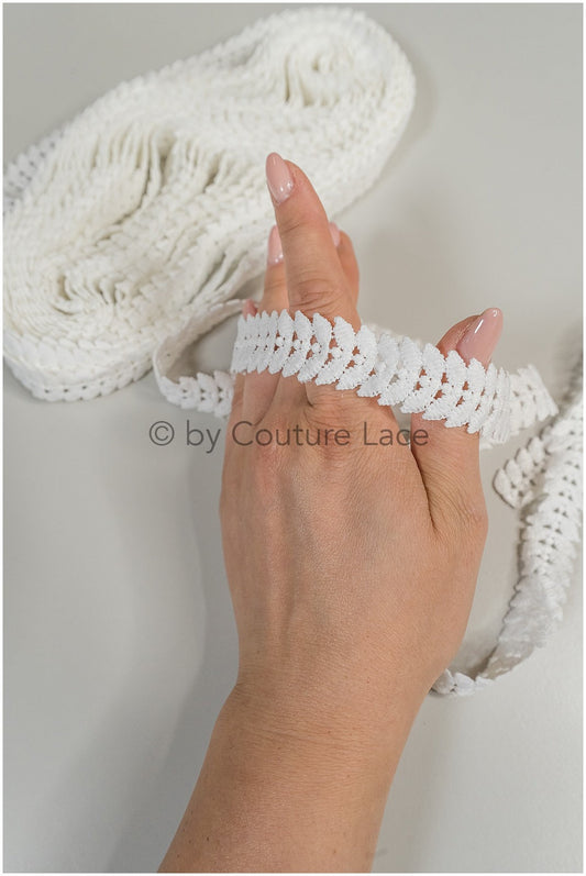 4yds leaf pattern crochet lace trim/ off-white silver lace/ floral guipure lace trim/ bridal trim// T20-110