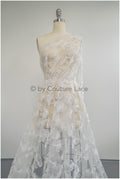 Hibiskus Blüten Spitzenstoff/ Spitzenstoff mit großen Blumen/ Braut Spitzenstoff Off-White/ Brautspitze// L20-382