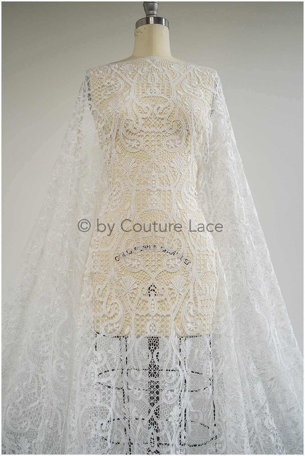 Abstrakter gehäkelt Spitzenstoff Off-White/ Boho Spitzenstoff/ Guipure Boho Brautspitze/ Boho Hochzeitskleid Stoffe/ Makramee Spitze// L20-384