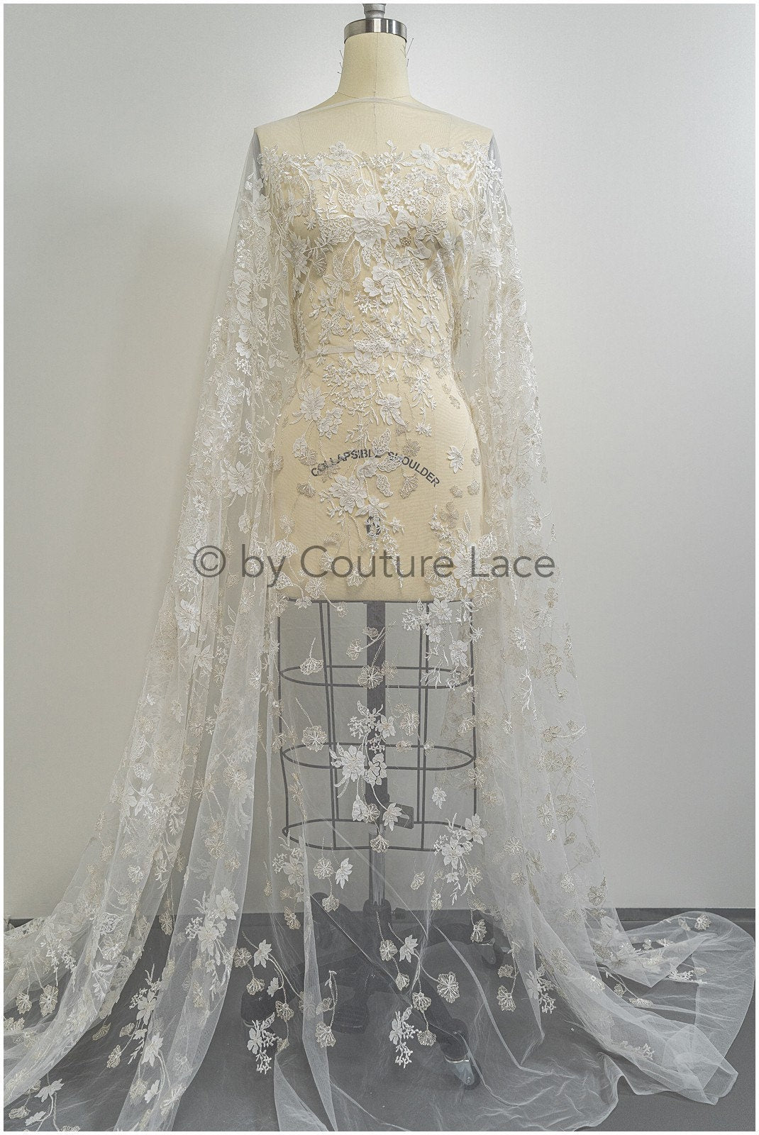 3D Blumen Spitzenstoff Off-White Silber/ Braut Spitzenstoff/ romantischer Blumen Spitzenstoff/ Hochzeit Spitzenstoff// L20-368