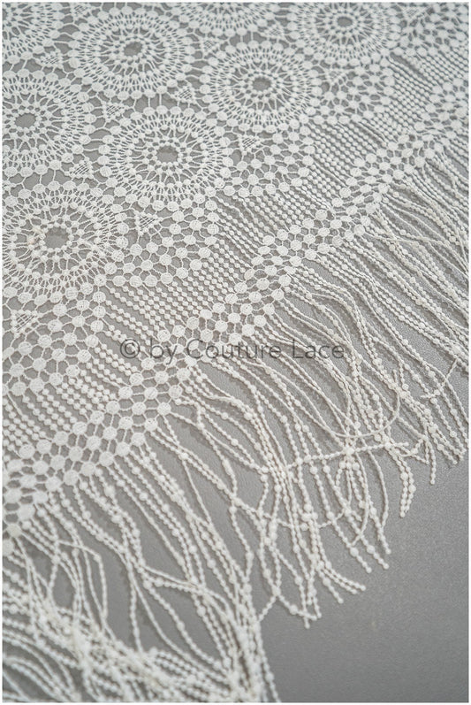 Braut Spitzenstoff mit Fransen, Hochzeitskleid Spitze mit Fransen, Artdeco Spitzenstoff für Brautkleider// L20-389