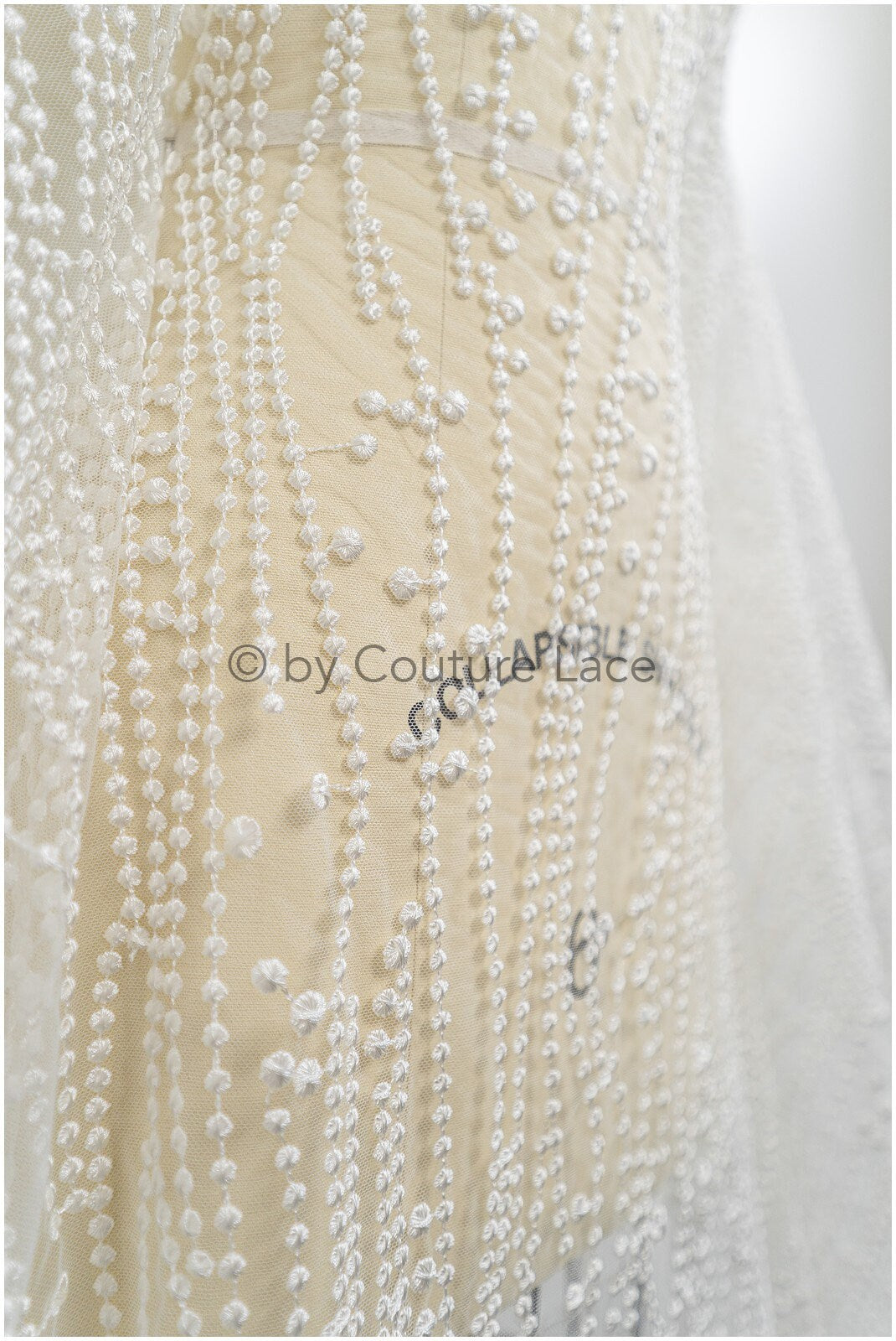 Spitzenstoff mit Linien & Punkten/ wellenförmiger Braut Spitzenstoff Off-White/ Boho Hochzeitskleid Spitze/ Braut Spitzenstoff/ Vintage Hochzeitskleid Spitze// L20-379