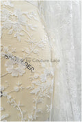 3D Blumen Spitzenstoff Off-White/ Braut Spitzenstoff/ romantischer Spitzenstoff mit 3D Blumen/ Hochzeit Spitzenstoff// L20-372