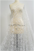 Romantische Perlenblütenspitze Off-White/ Couture Spitzenstoff mit Chiffonblüten/ zarter Braut Spitzenstoff/ Brautspitze mit Blumen// L20-373