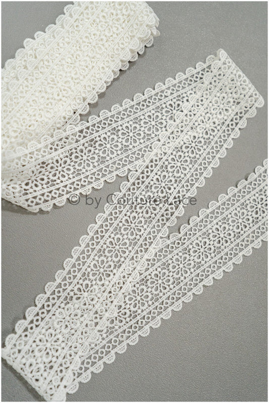 Crochet lace trim off-white/ floral guipure lace trim/ bridal veil lace trim// T21-135