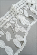 Crochet lace with feather pattern/ Guipure lace trim off-white/ crocheted lace trim for wedding dresses/ feather lace trim// T21-138
