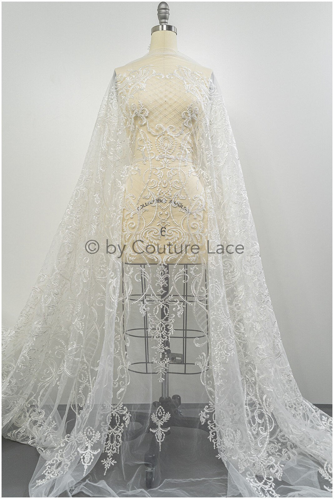Orientalischer Spitzenstoff/ Couture Spitze/ Brautkleid Designerspitze/ Hochzeitskleid// L21-061N