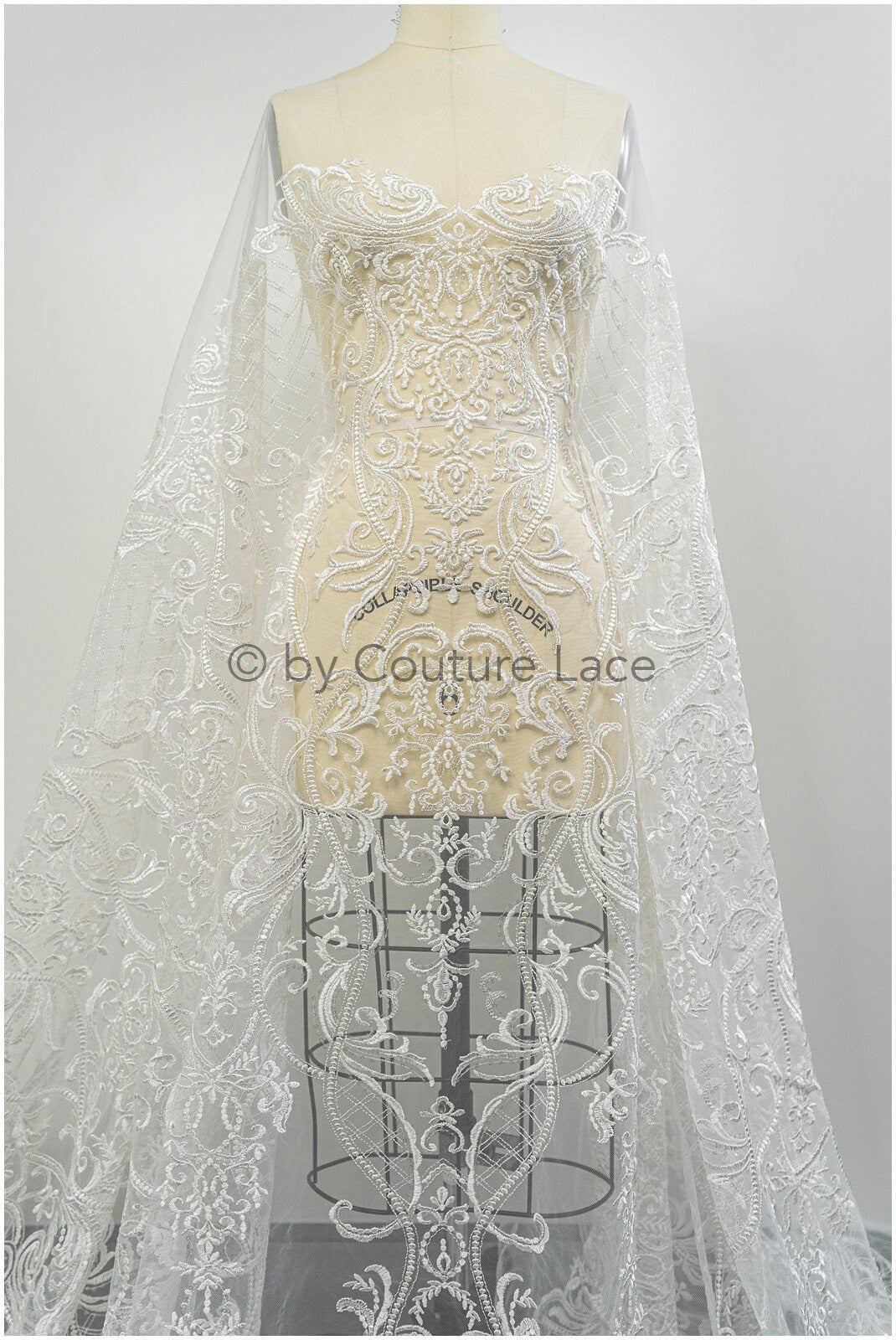 Orientalischer Spitzenstoff/ Couture Spitze/ Brautkleid Designerspitze/ Hochzeitskleid// L21-061N