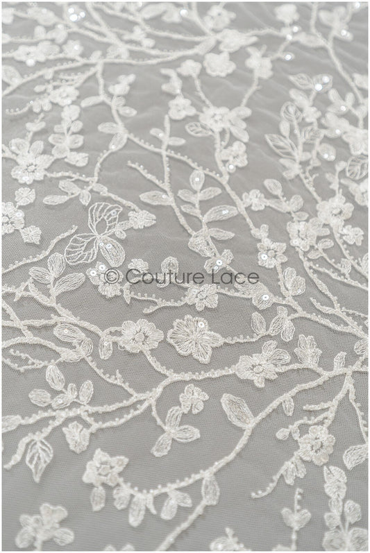 Perlen Spitzenstoff Off-White/ Blumen Spitzenstoff/ Braut Blumenspitze/ Floraler Spitzenstoff/ Brautblumen Spitzenstoff// L21-410
