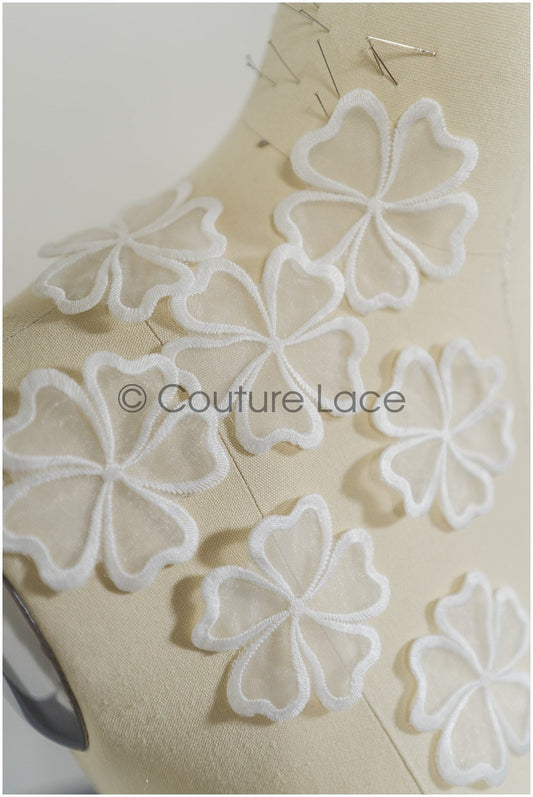 10pcs. 3D lace flowers for sewing on/ 3D flower lace applique/ wedding dress applique/ bridal lace// A21-061C