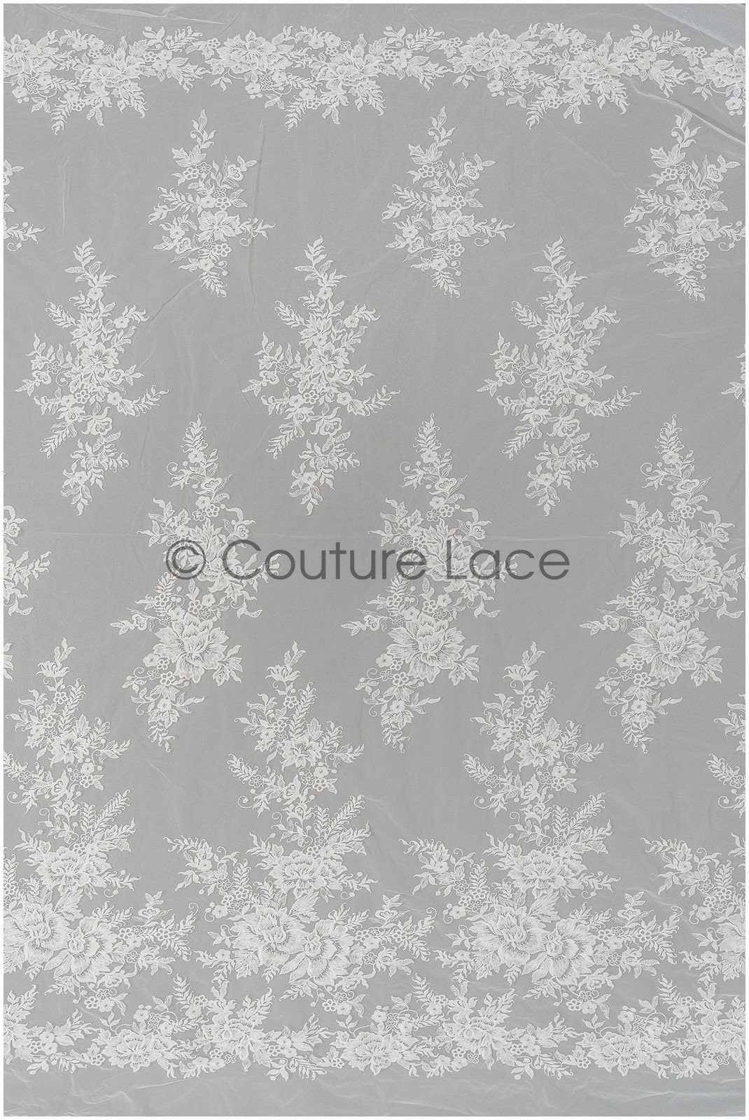 Romantischer Blüten Spitzenstoff/ Hochzeitskleid Spitzenstoff Off-White/ Braut Blumenspitze/ bestickter Spitzenstoff/ Spitzenschleier// L21-150C