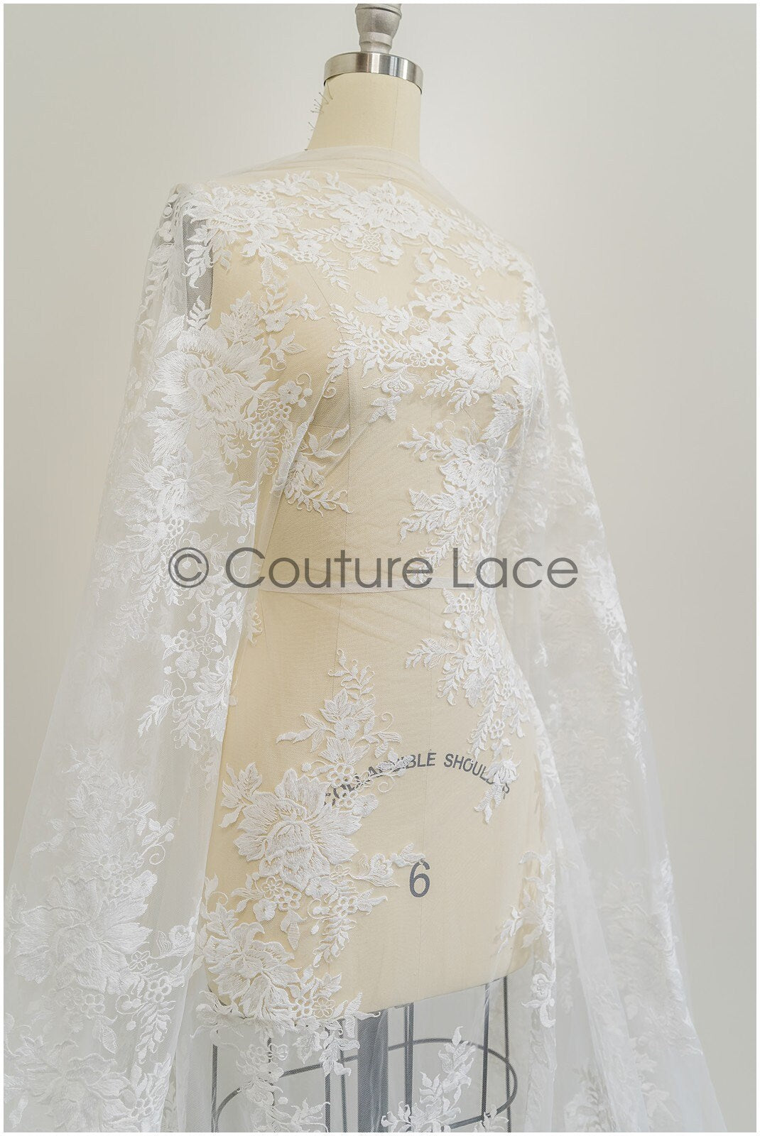 Romantischer Blüten Spitzenstoff/ Hochzeitskleid Spitzenstoff Off-White/ Braut Blumenspitze/ bestickter Spitzenstoff/ Spitzenschleier// L21-150C