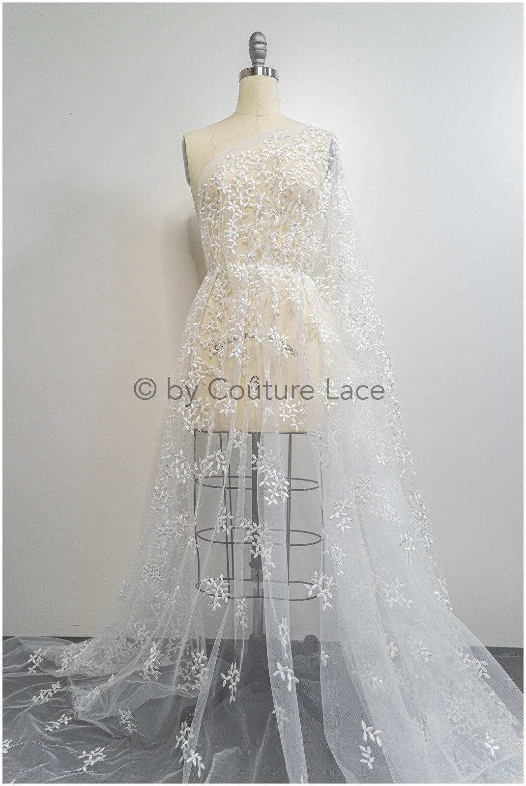 Bridal lace fabric off-white/ leaf lace fabric/ bridal floral lace/ gradient lace fabric// L21-043