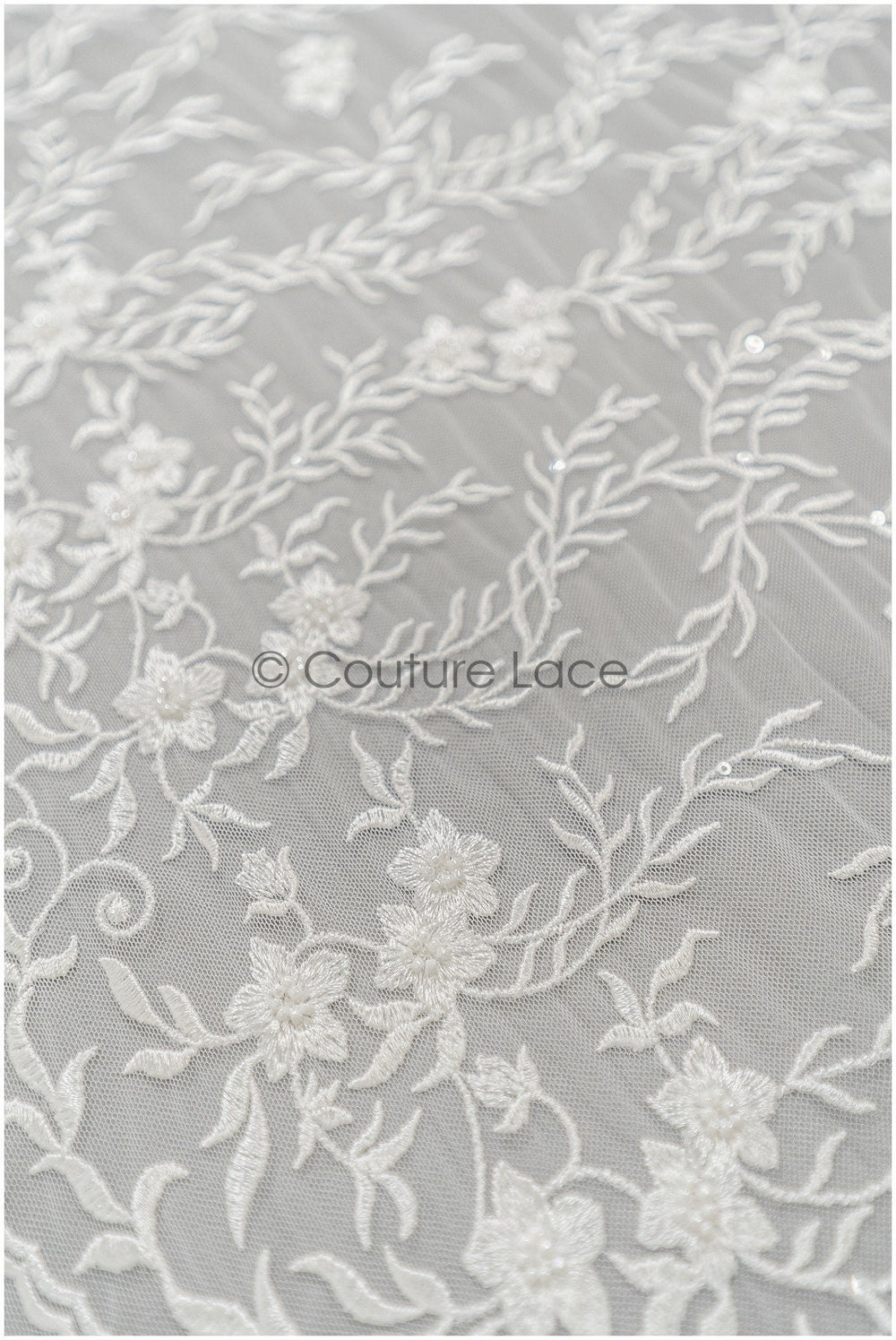 Perlen Brautspitzenstoff Off-White/ Spitzenstoff mit Perlen/ Braut Spitze/ floraler Spitzenstoff// L21-408
