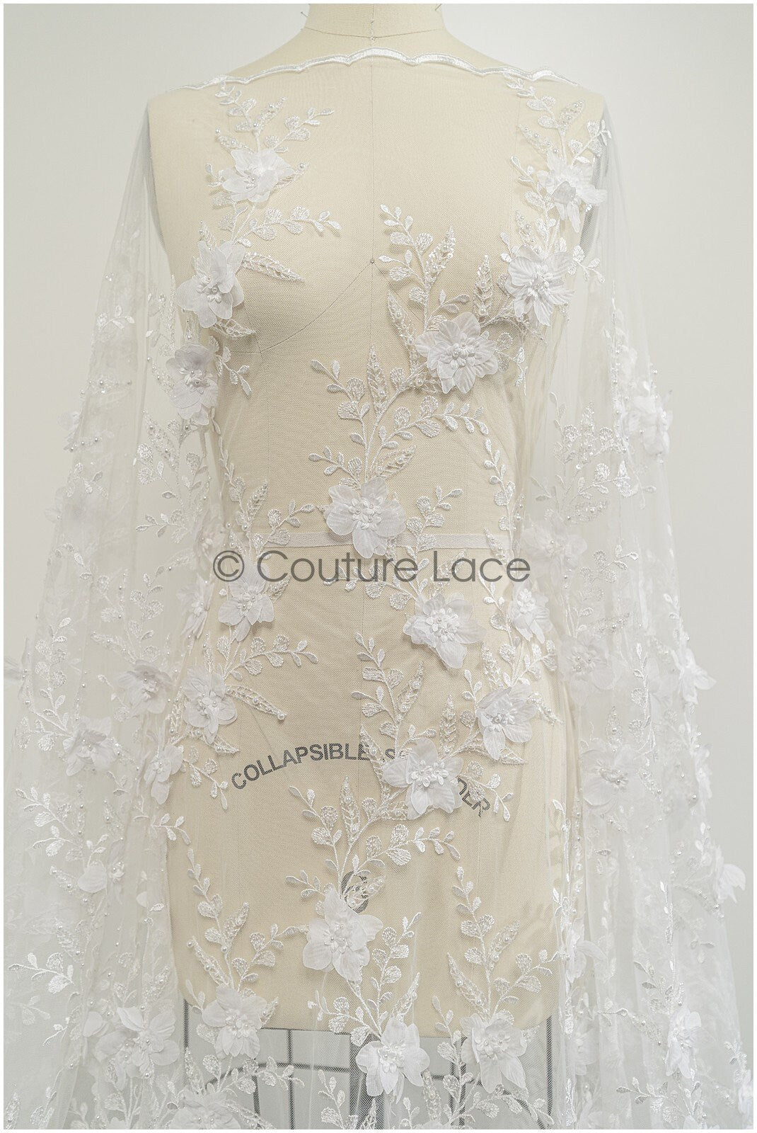 3D Blumen Spitzenstoff Off-White/ Braut Spitzenstoff/ romantischer Spitzenstoff mit 3D Blumen & Perlen/ Hochzeit Spitzenstoff// L21-140N