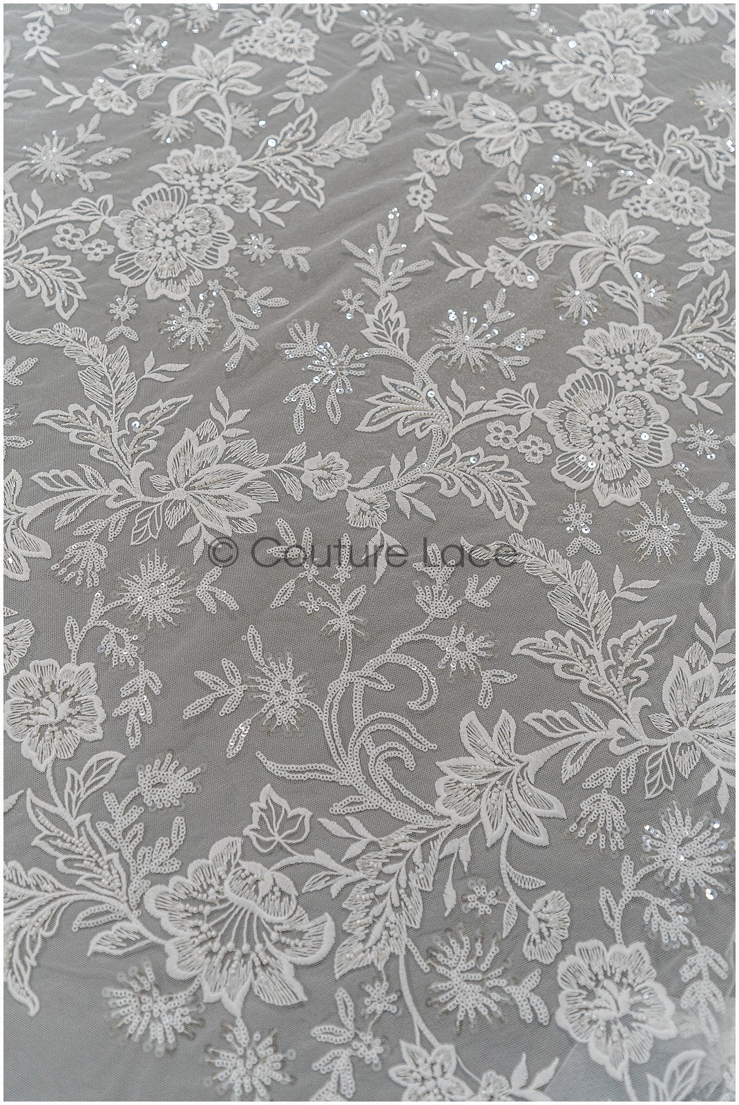 Romantischer Blumen Spitzenstoff/ Milch-Seide bestickte Blumenspitze/ Off-White Spitze/ Braut Spitzenstoff// L21-032N
