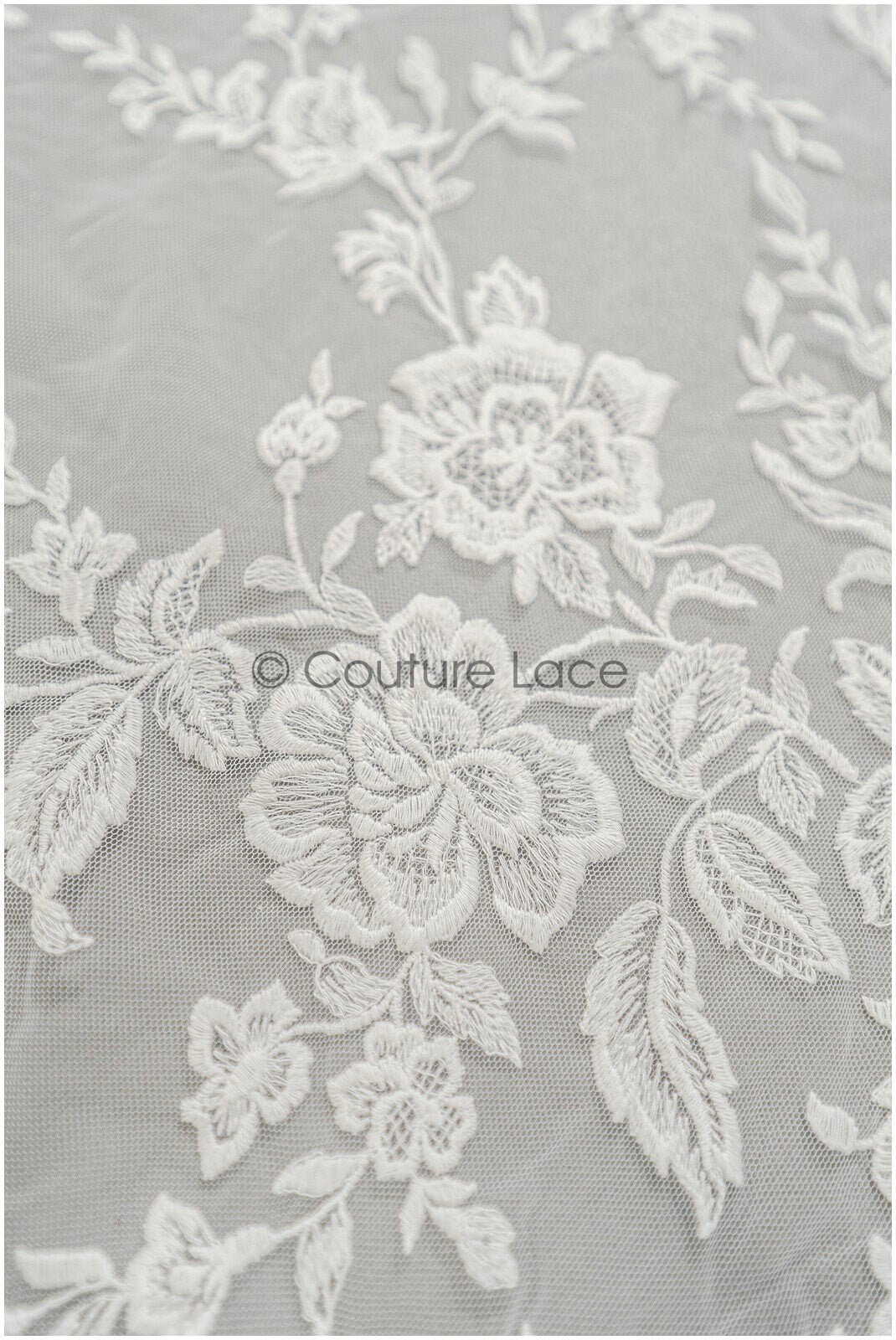 Blumen Spitzenstoff Off-White/ Braut Spitze/ Hochzeitskleid Spitzenstoff/ bestickter Spitzenstoff/ Spitzenschleier// L21-149C