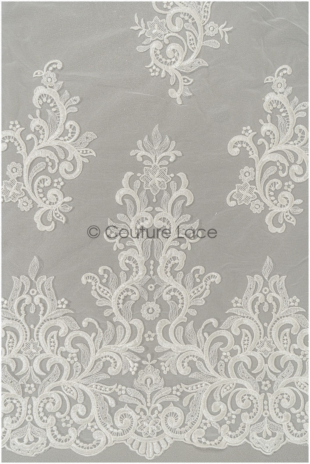 Schwerer bestickter Spitzenstoff/ Brautspitze Off-White/ verschnörkelte Spitze/ Hochzeitskleid Spitze/ Hochzeitsspitze// L21-169B