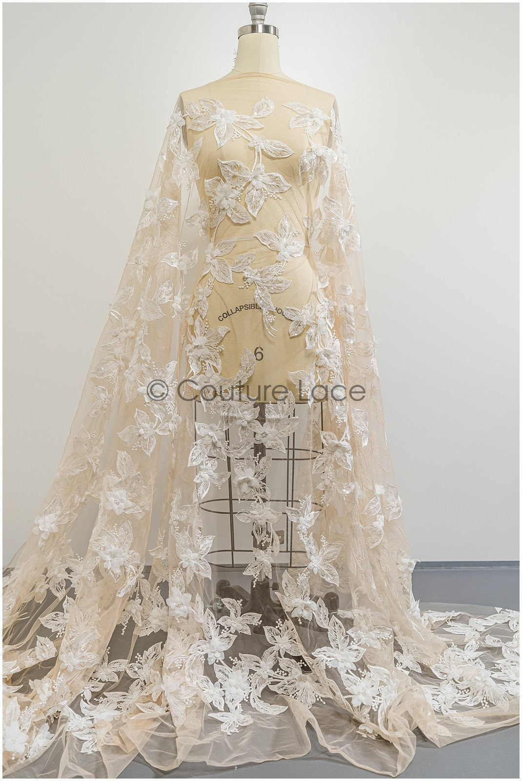 Nude Perlen Brautspitze mit 3D Blumen/ Braut Spitzenstoff Off-White/ Couture Spitze/ Haute Couture Spitze// L21-053ND