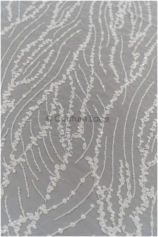 Elegante Wellen-Punkt Spitze mit Pailletten für ein glamouröses Brautkleid // L21-105B