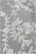 Romantischer Floraler Spitzenstoff/ Brautspitze Off-White/ Hochzeitskleid Spitze mit Blüten & Blättern// L21-417