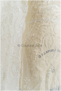 Schwerer Perlen Spitzenstoff mit Streifen/ Brautspitzenstoff Off-White/ Brautspitze mit Perlen & Pailletten/ perlengeflochtene Brautspitze// L21-181B