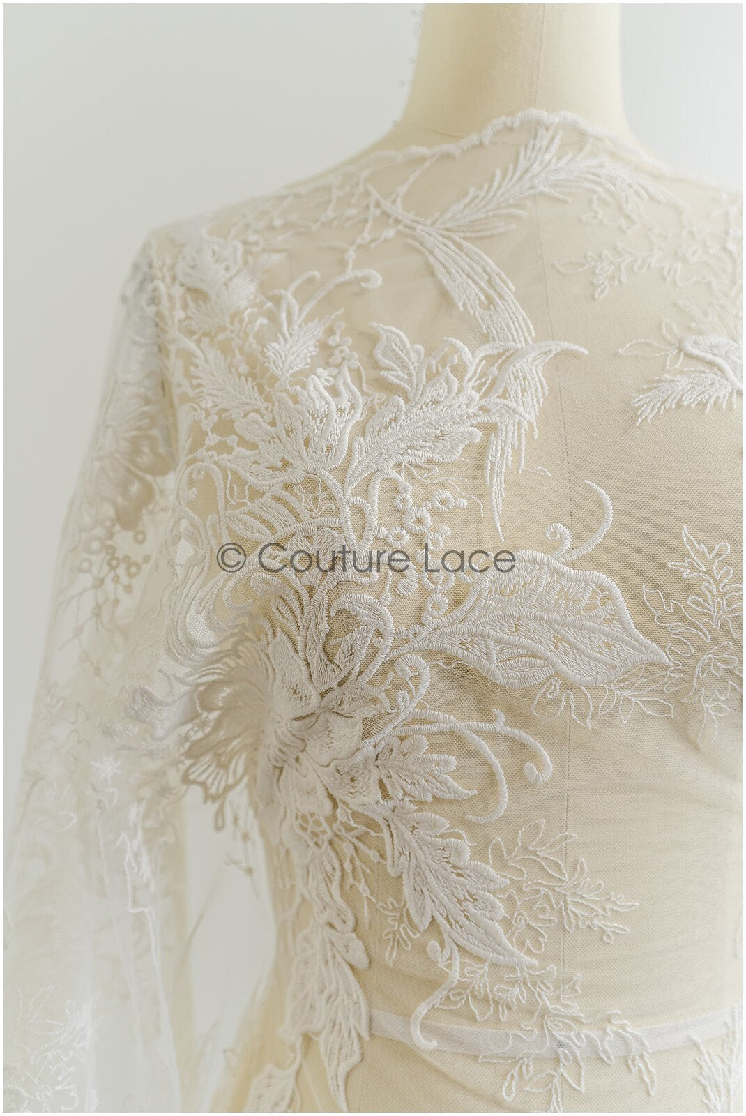 Romantischer floraler Spitzenstoff Off-White/ Braut Spitzenstoff mit Blumen/ romantischer Spitzenstoff// L21-123B