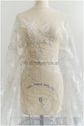 Romantischer floraler Spitzenstoff/ Braut Spitzenstoff Off-White/ Hochzeit Spitze mit Pailletten// L21-082B