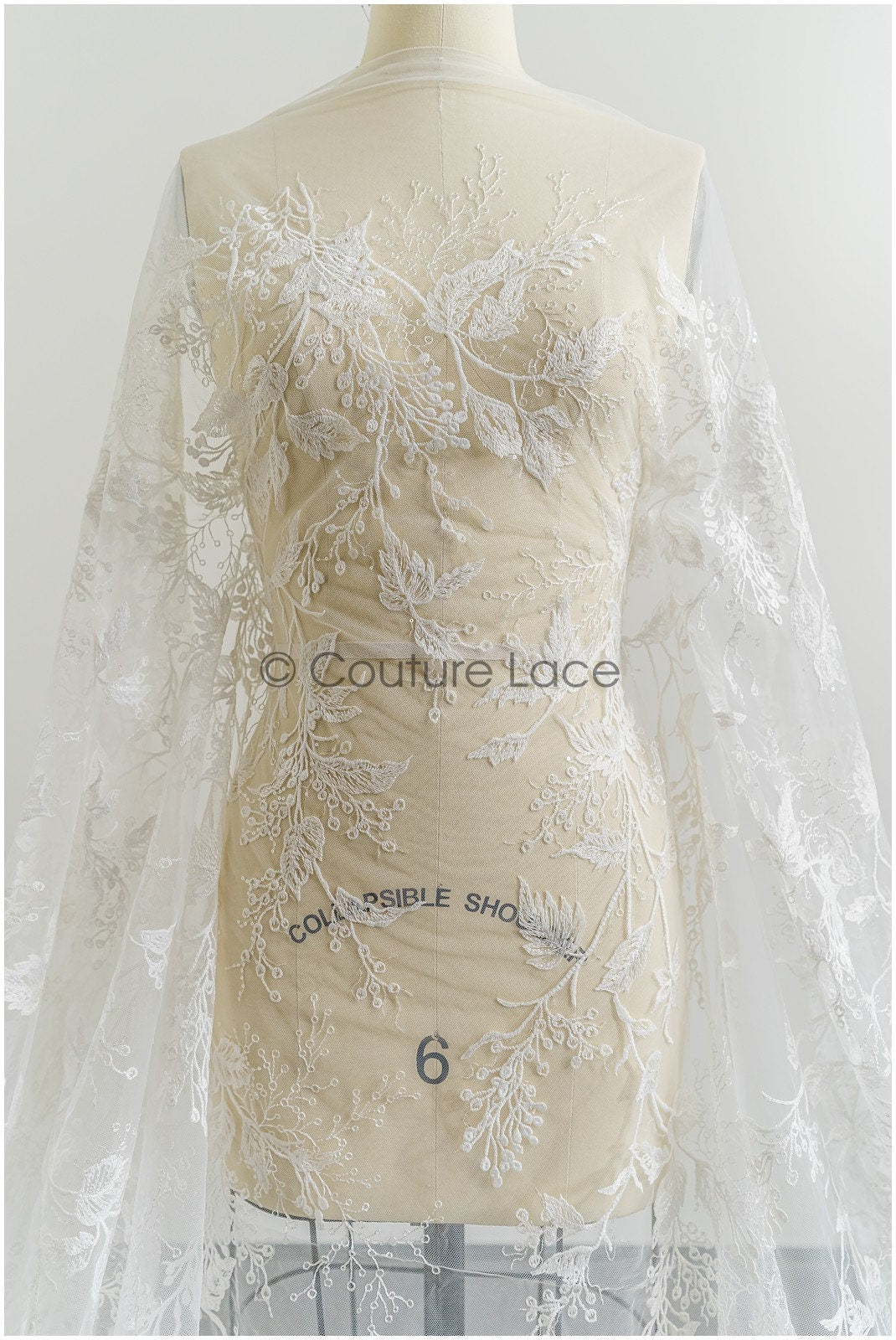 Romantischer floraler Spitzenstoff/ Braut Spitzenstoff Off-White/ Hochzeit Spitze mit Pailletten// L21-082B