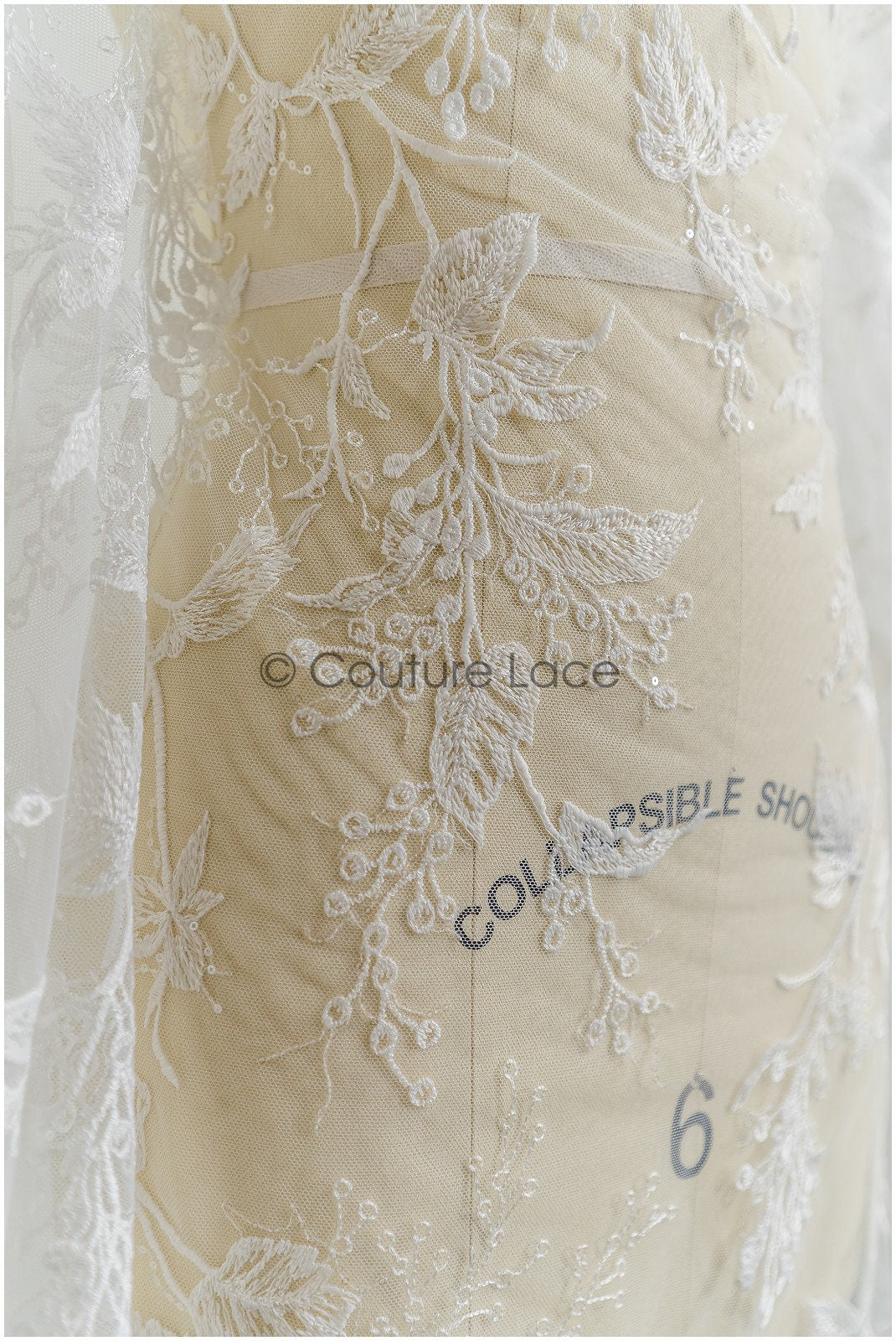 Romantischer floraler Spitzenstoff/ Braut Spitzenstoff Off-White/ Hochzeit Spitze mit Pailletten// L21-082B