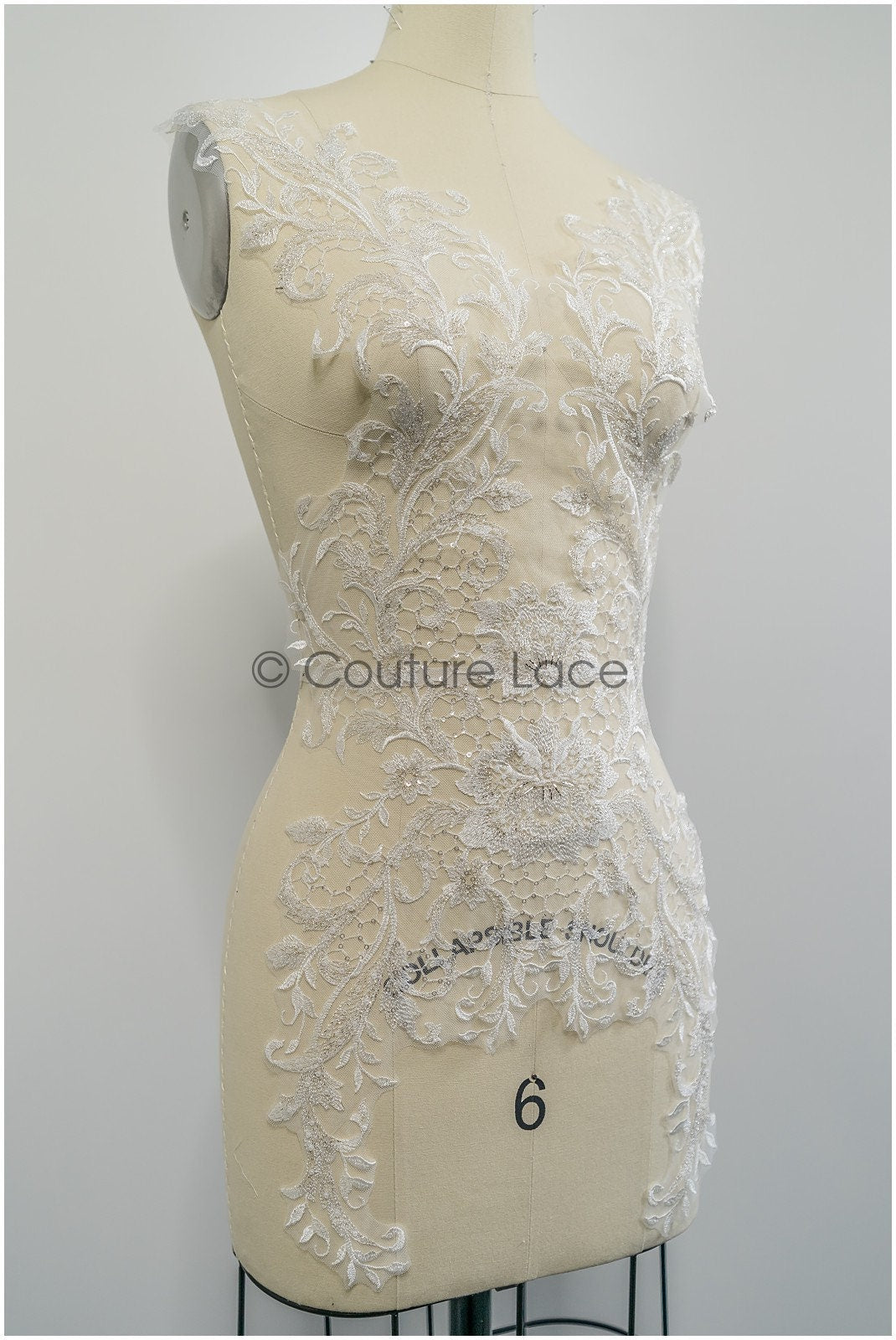 Perlen Applikation für Brautkleid, Blumenspitze Aufnäher, bestickte Spitzenapplikation, Brautapplikation// A21-196