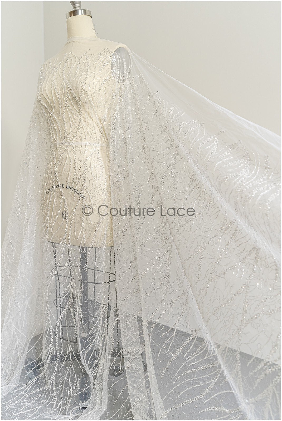 Perlengewellter Spitzenstoff Off-White/ Brautspitze mit Perlen/ Hochzeitskleid Spitze mit Perlen & Pailletten/ Braut Spitzenstoff// L22-279B