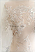 Romantischer Blumen Spitzenstoff/ bestickter Braut Spitzenstoff Off-White/ Spitzenstoff mit Blumen// L22-315