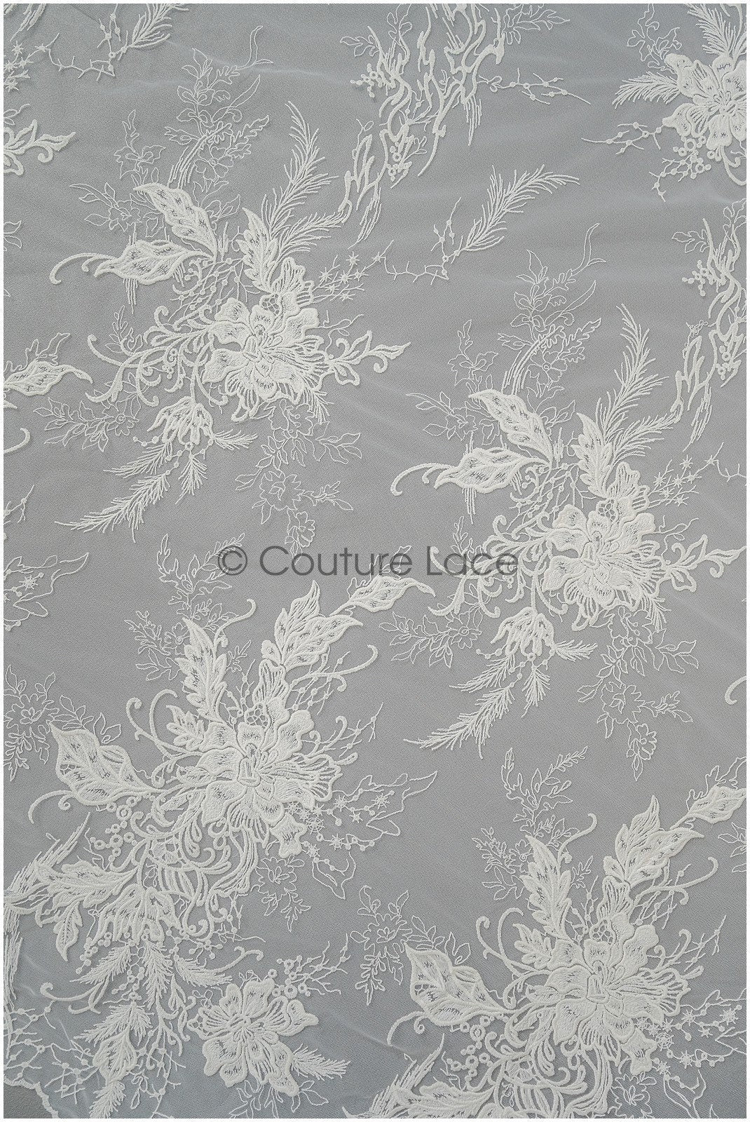 Romantischer floraler Spitzenstoff Off-White/ Braut Spitzenstoff mit Blumen/ romantischer Spitzenstoff// L21-123B