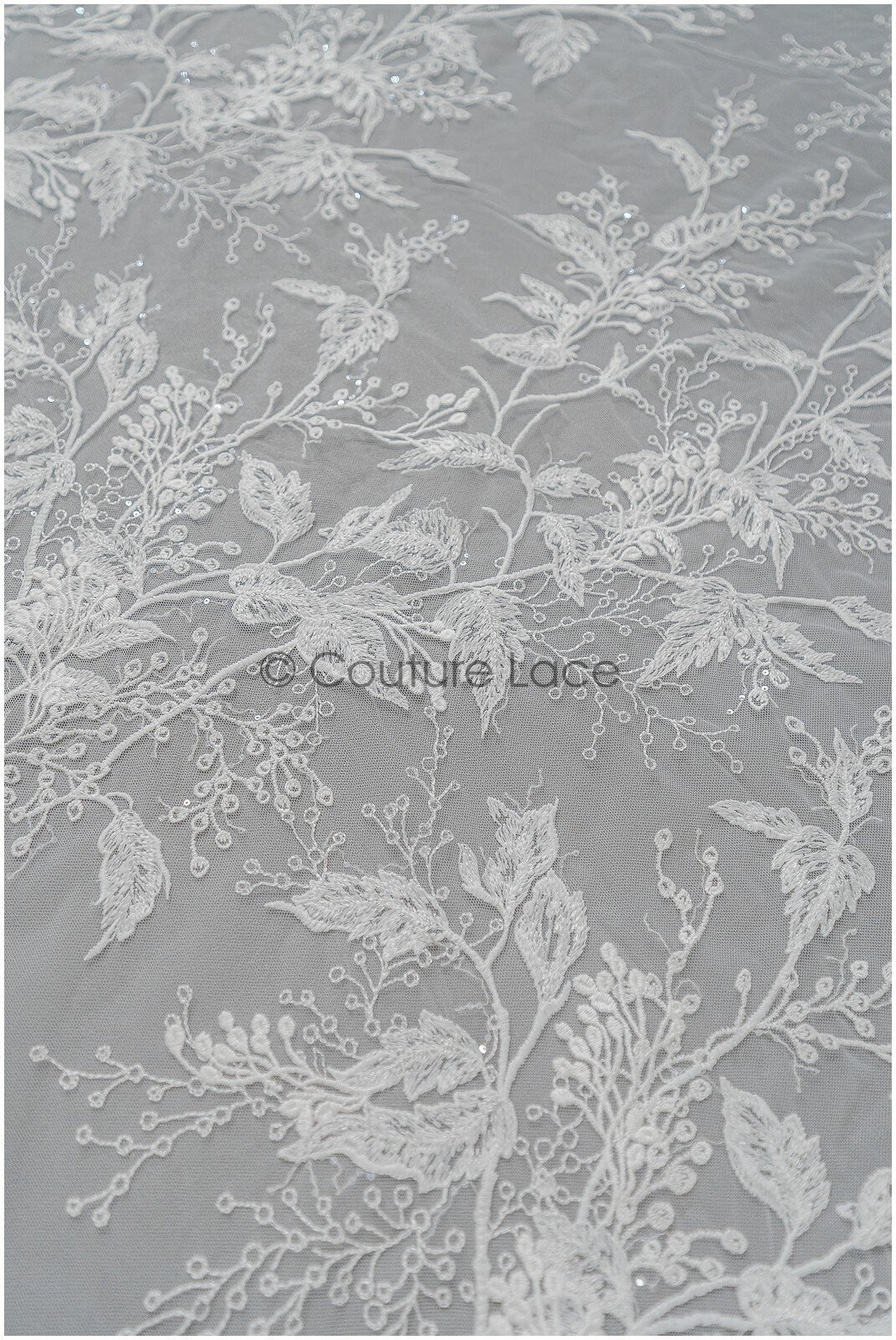 Romantischer floraler Spitzenstoff/ Braut Spitzenstoff Off-White/ Hochzeit Spitze mit Pailletten// L21-082B